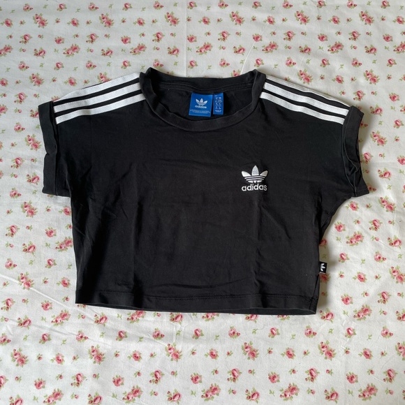 ADIDAS - Cropped Black & White Baby Tee - Picture 2 of 7